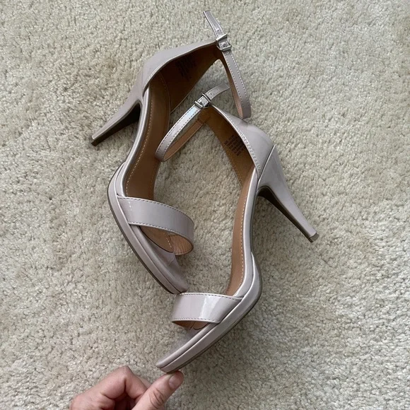 Elegant Women's Heels Nude Cream 10W - Picture 5 of 9